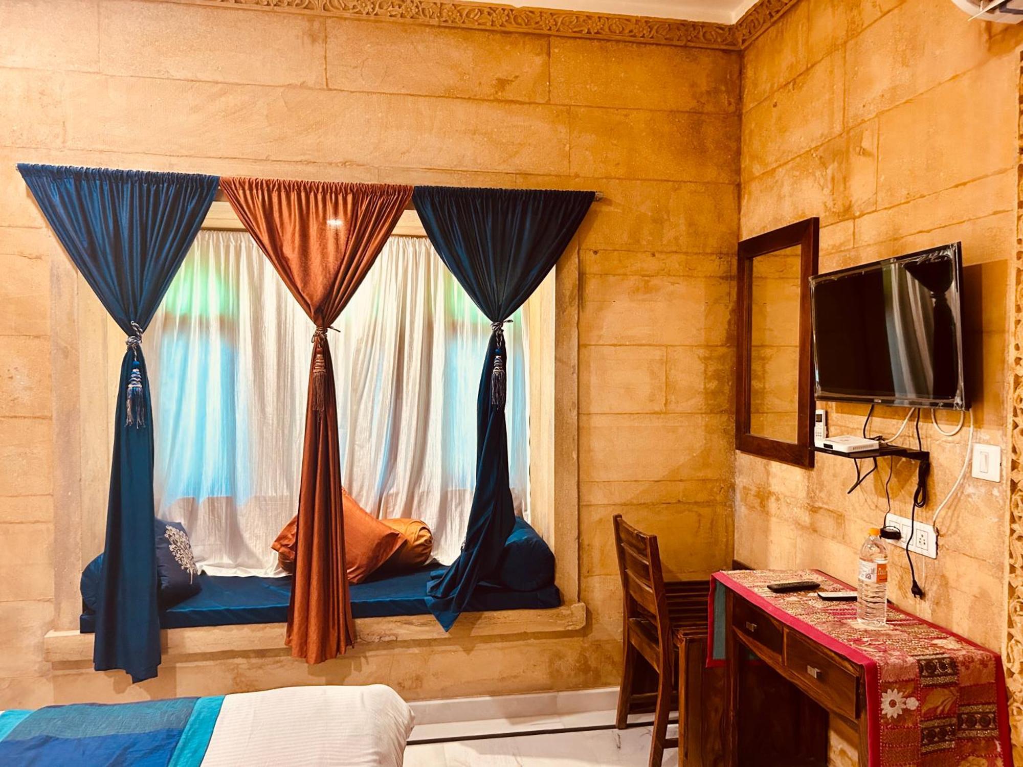 Hotel Heritage Haveli Jaisalmer Bagian luar foto